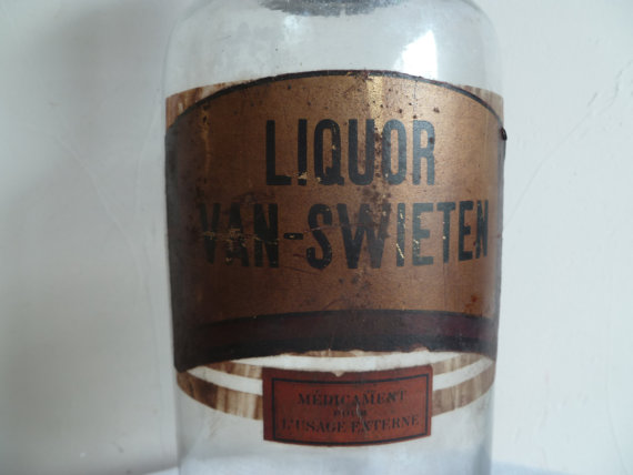 Il liquore Van Swieten per il trattamento della sifilide