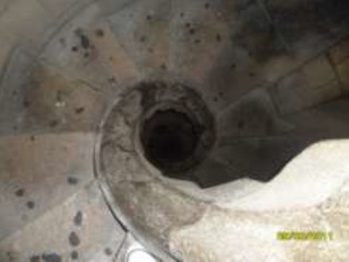 Spirale in una scala a chiocciola della Torre della Passione della Sagrada Familia